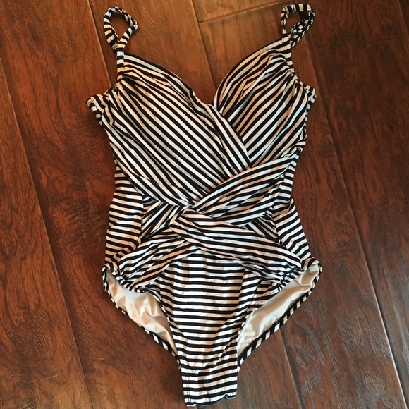 Merona Other - 🎉HP🎉 NWOT Women’s 1 piece swimsuit